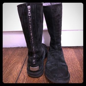 Black ugg boots with zipper